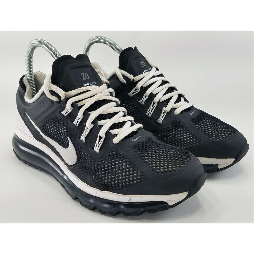 Nike Women's Black and White Athletic Shoes